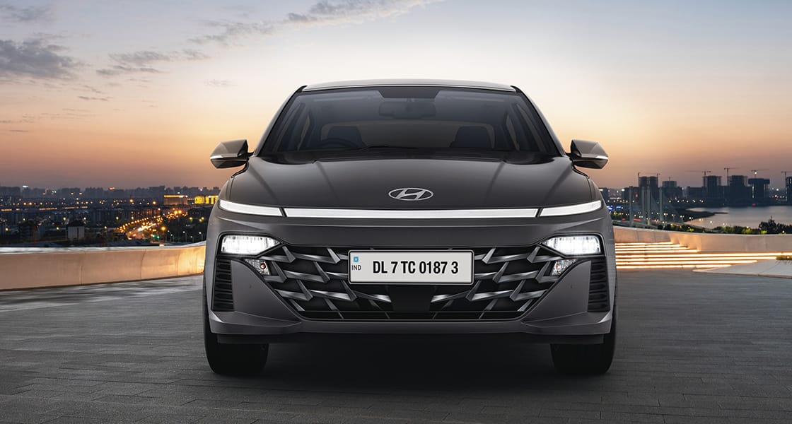Hyundai Verna price in Nizamabad